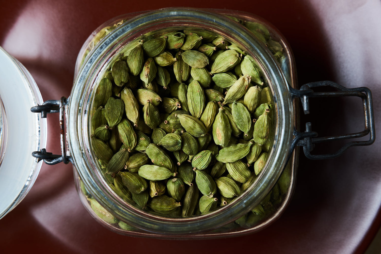 Cardamom Water Benefits: 8 Reasons to Drink Elaichi Water Daily